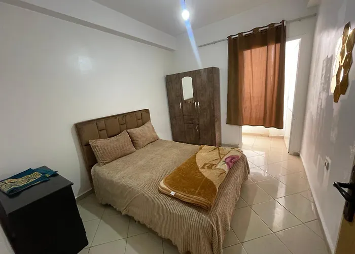 Modest Appartement