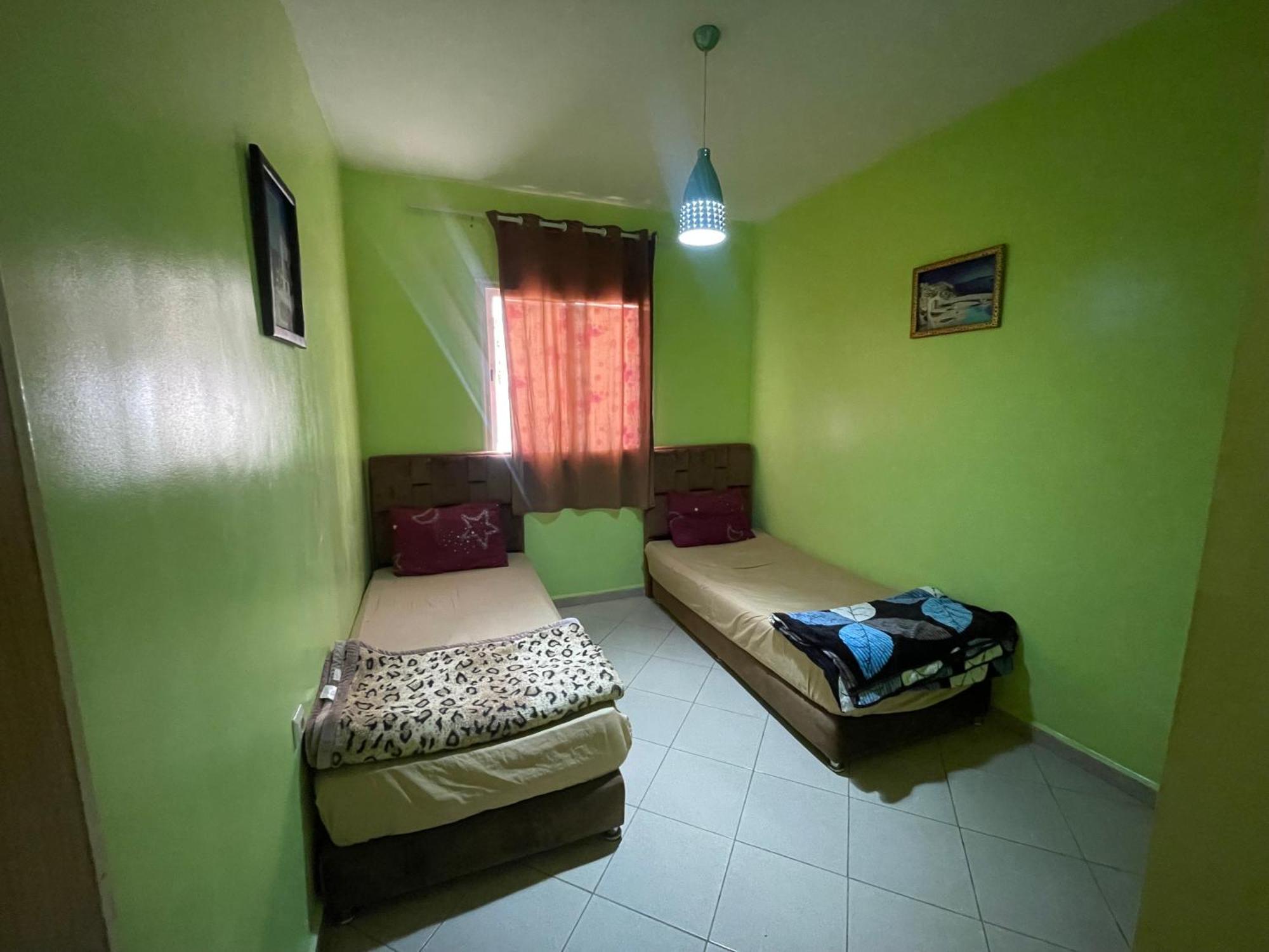 Modest Appartement *